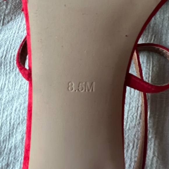 RED HOT 🔥 Steve Madden Heeled Sandal - Picture 4 of 4